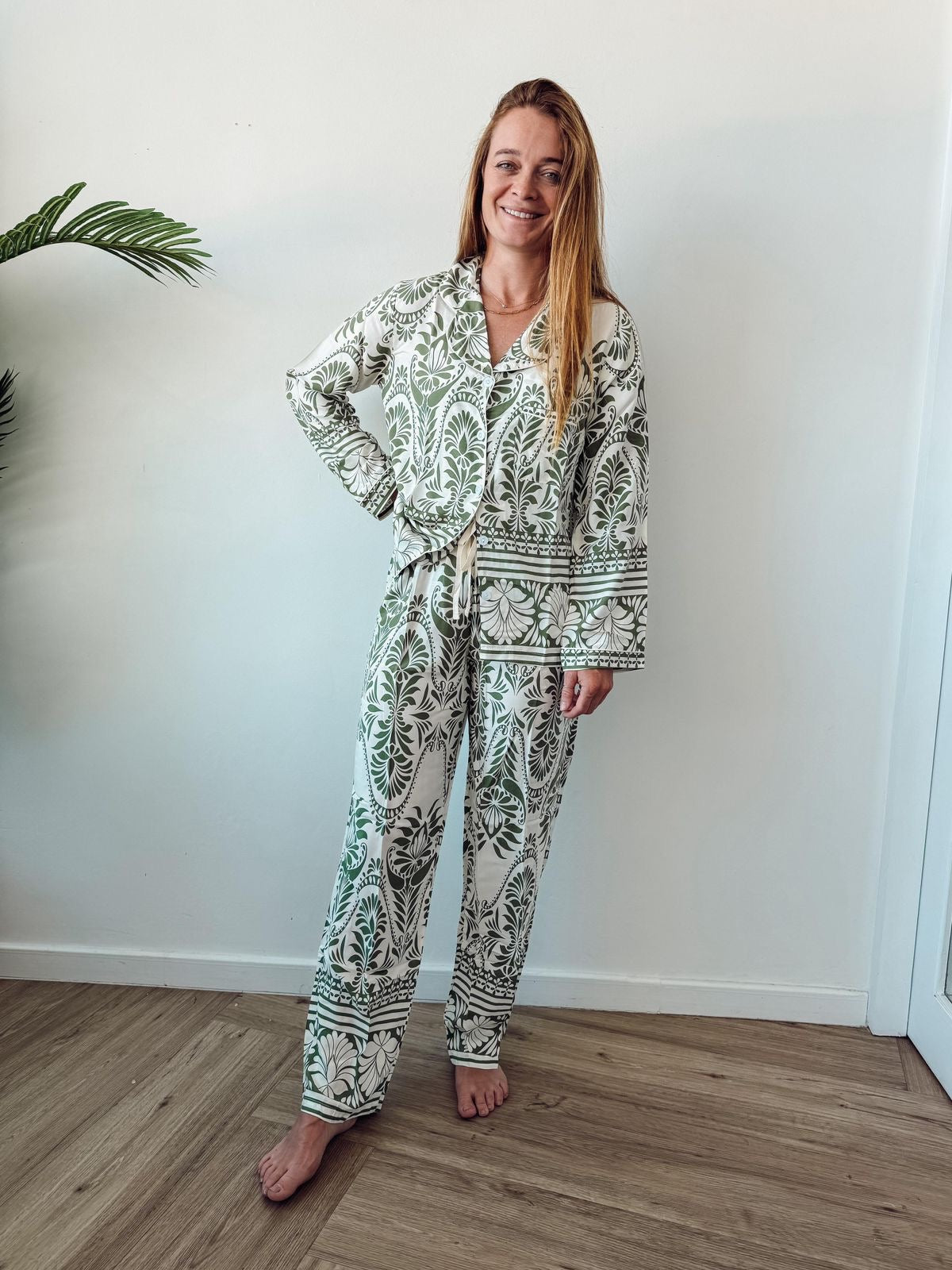 Green Boarder Print Rayon Pjs