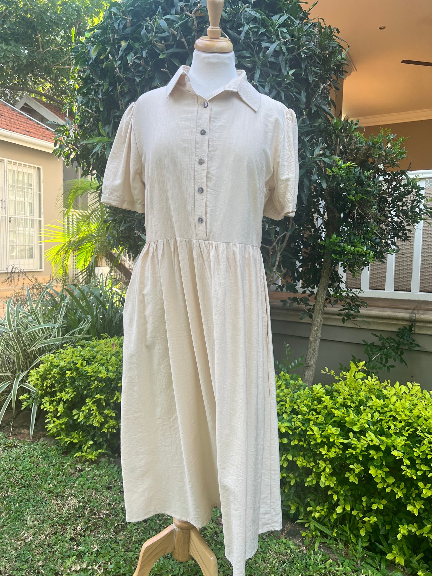 Alex Classic Cream Dress