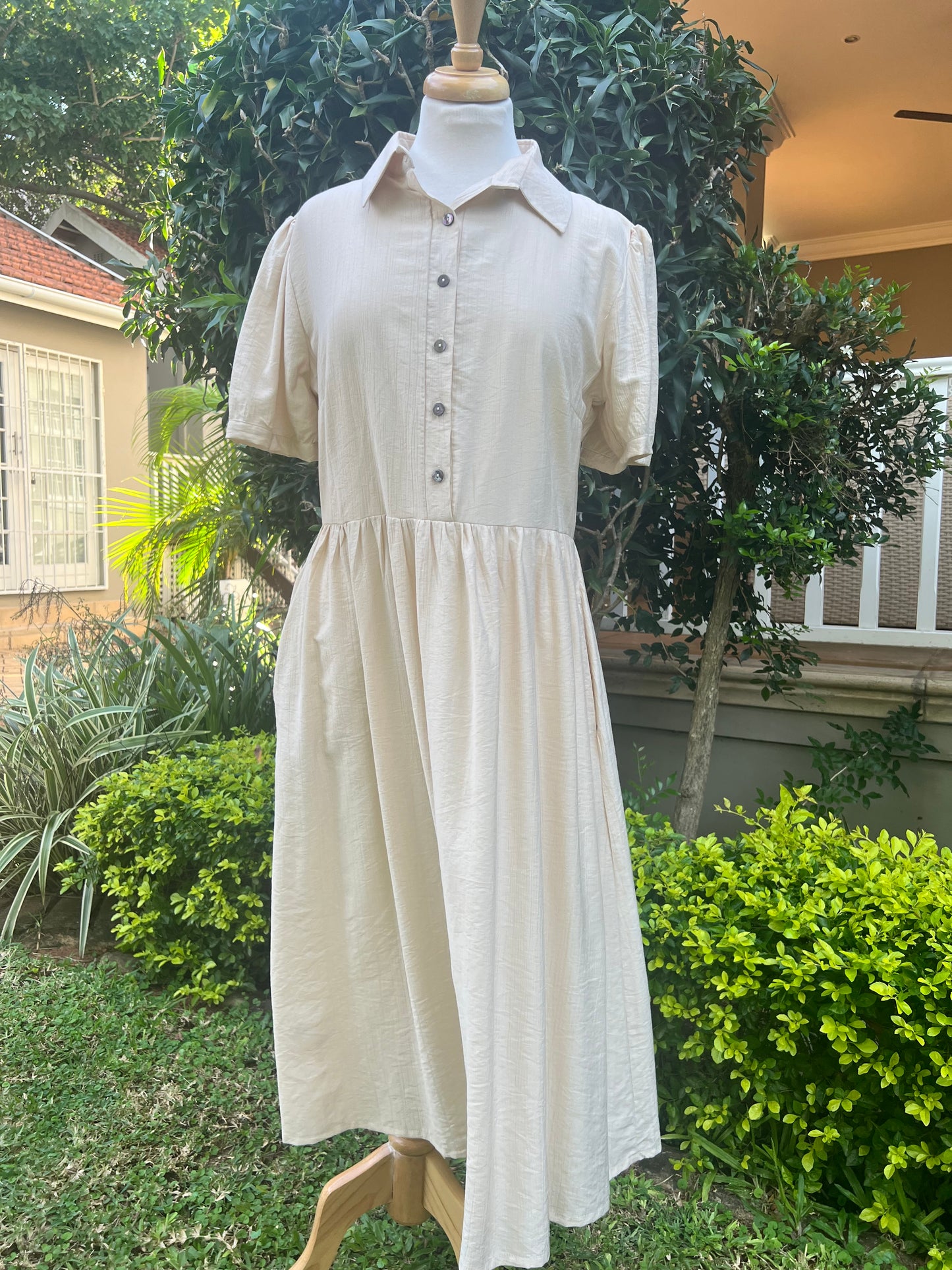 Alex Classic Cream Dress
