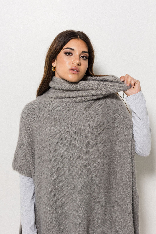 Lana Layer Poncho - Grey