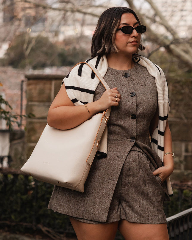 Audrey Vanilla Bucket Bag