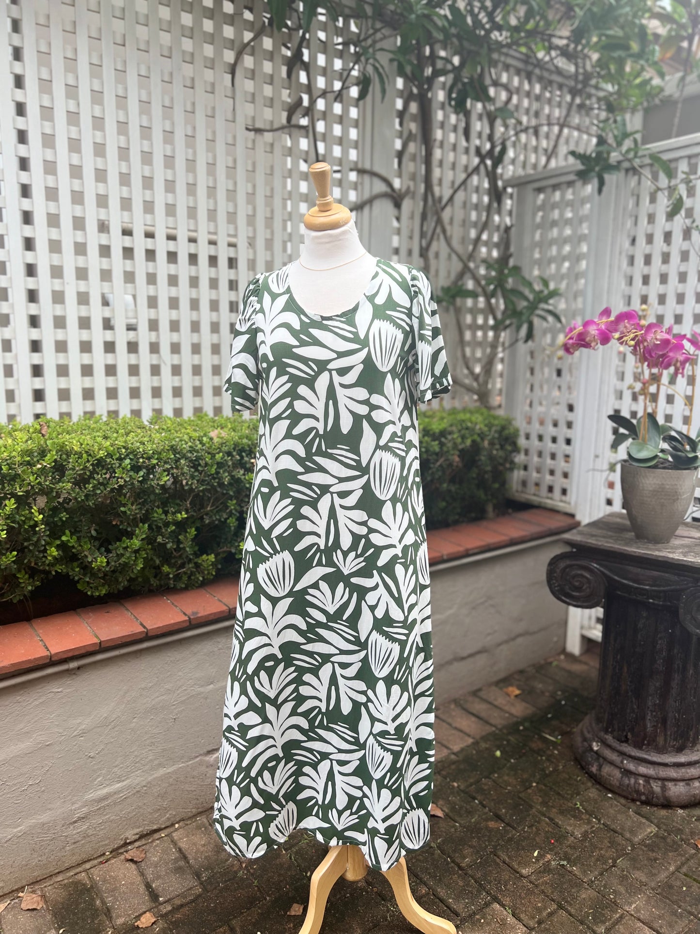 Leah Olive Maxi Dress