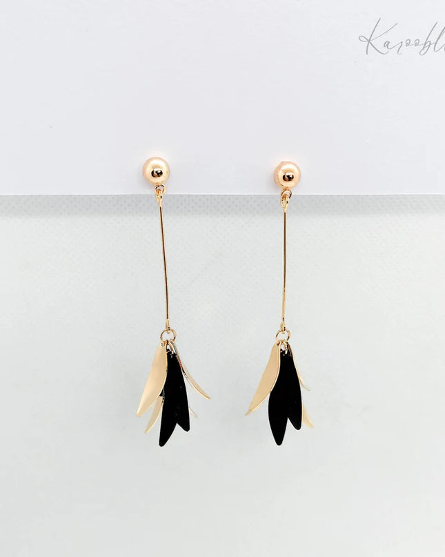Black Graceful Bloom Dangle Earrings