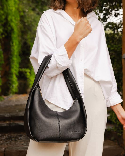 Capri In Black