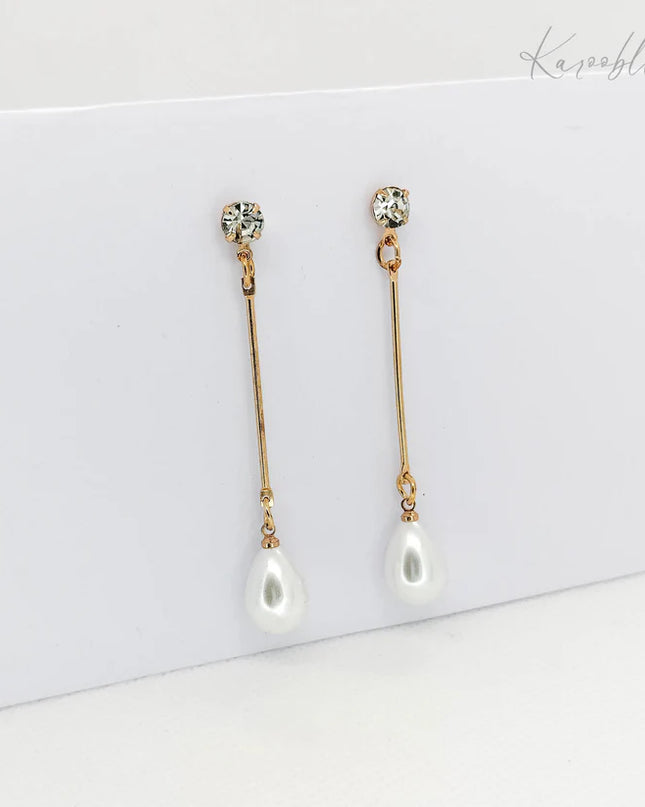Dangling Pearl And Rhinestone Earrings