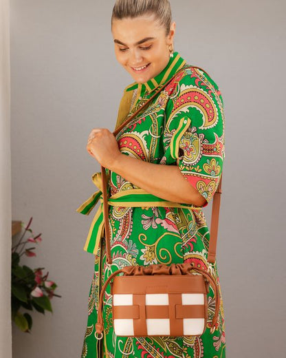Roxi in Tan - Louenhide